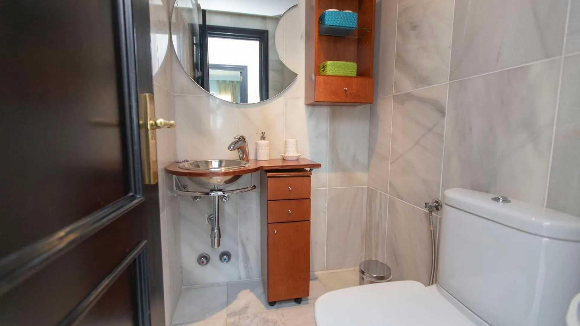 Villa Venecia, Apartamento De Lujo En 1º Linea De Playa + Parking Malaga