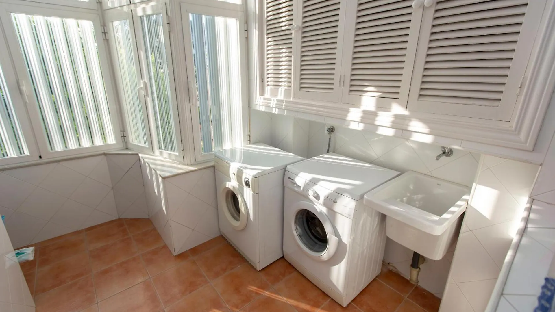 Villa Venecia, Apartamento De Lujo En 1º Linea De Playa + Parking Malaga Apartment